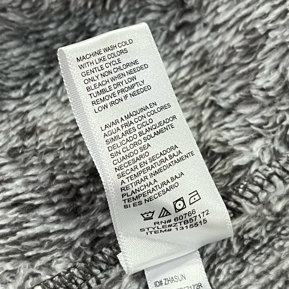 Tommy Bahama Plush Gray Robe - Picture 7 of 8